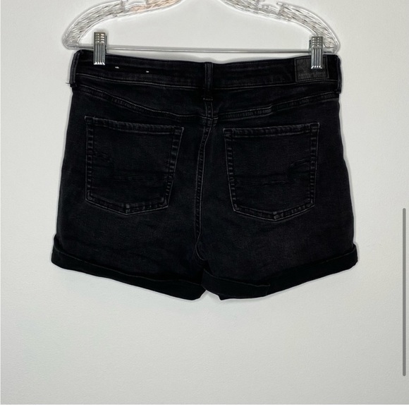 American Eagle Next Level Stretch
Black 4-Button Fly Midi Cuffed Shorts - Picture 5 of 10